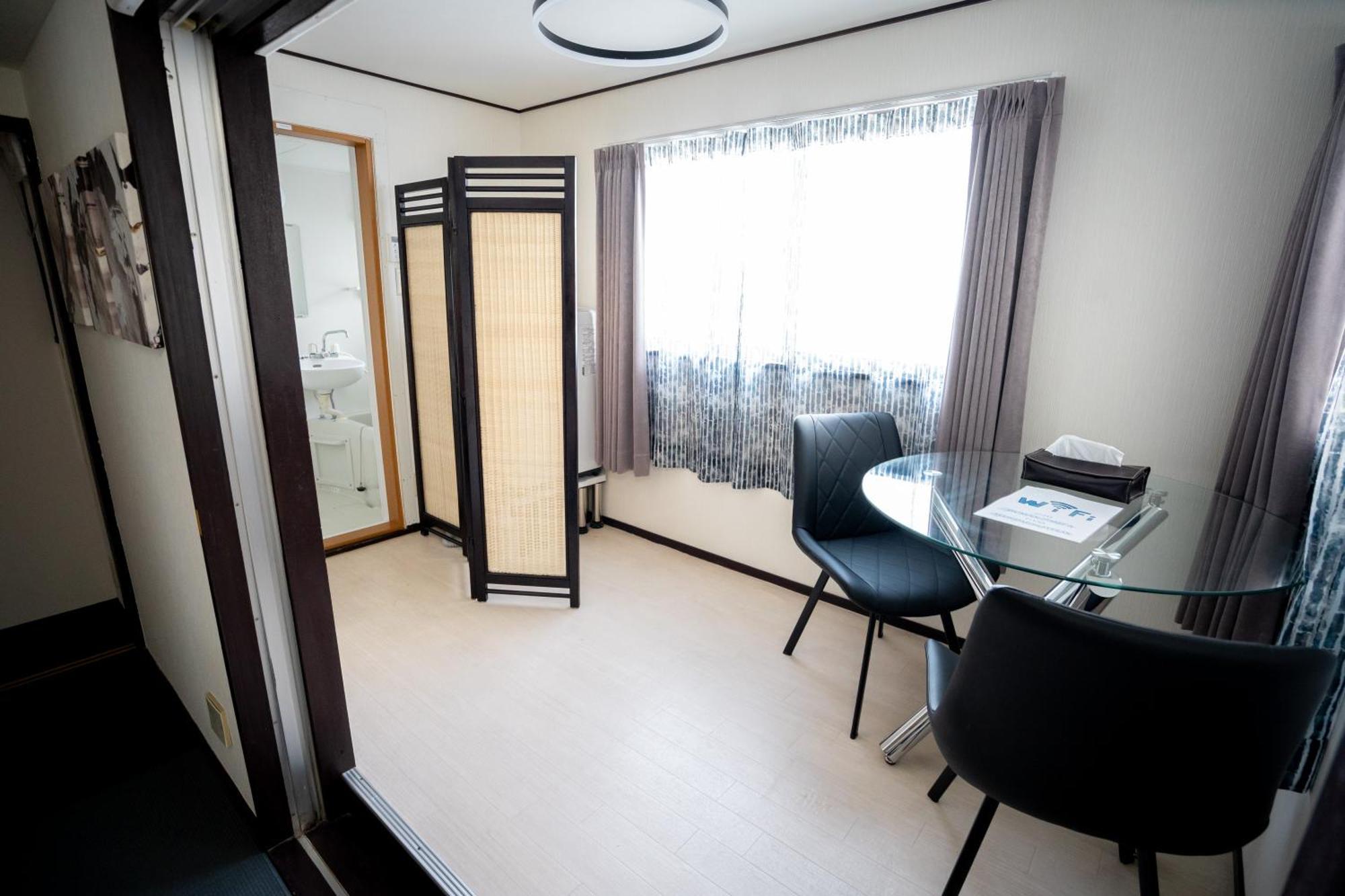Premier Suite Shinjuku Akebonobashi Front Tokyo Dış mekan fotoğraf